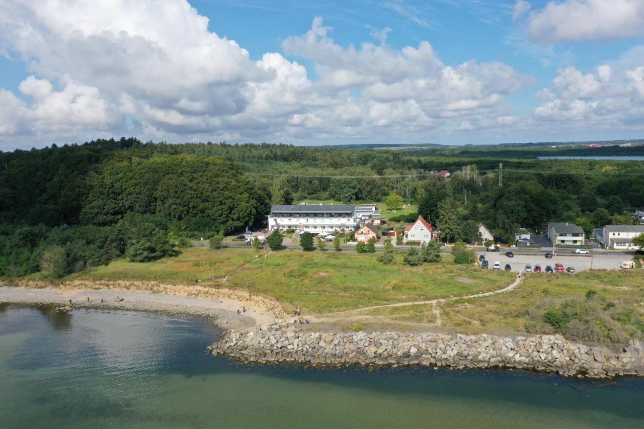 Hotel Koenigslinie ซาสนิทซ์ ภายนอก รูปภาพ